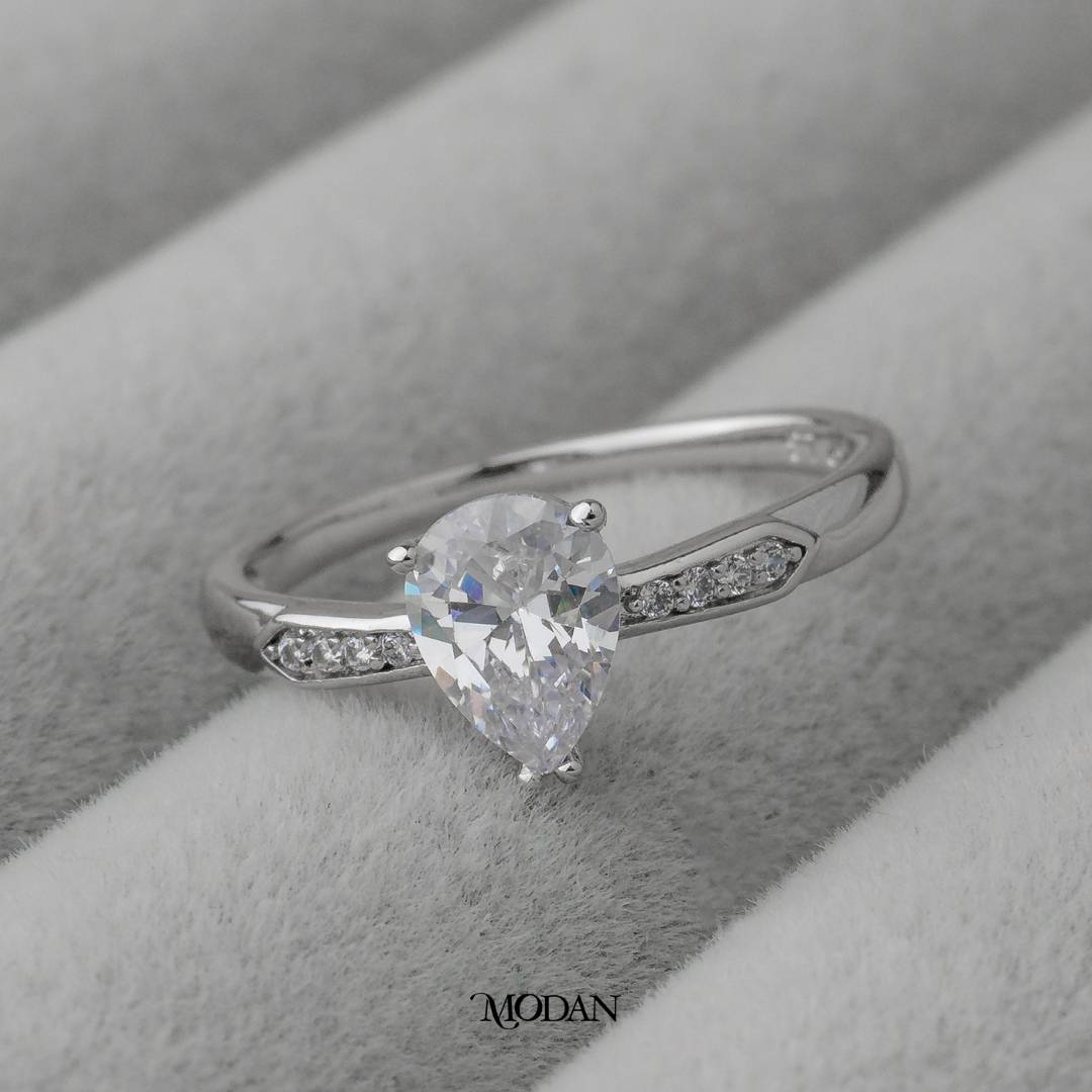 Micro Pave Teardrop Wedding Ring Cincin Tetes Air Hypoallergenic Gold Plated