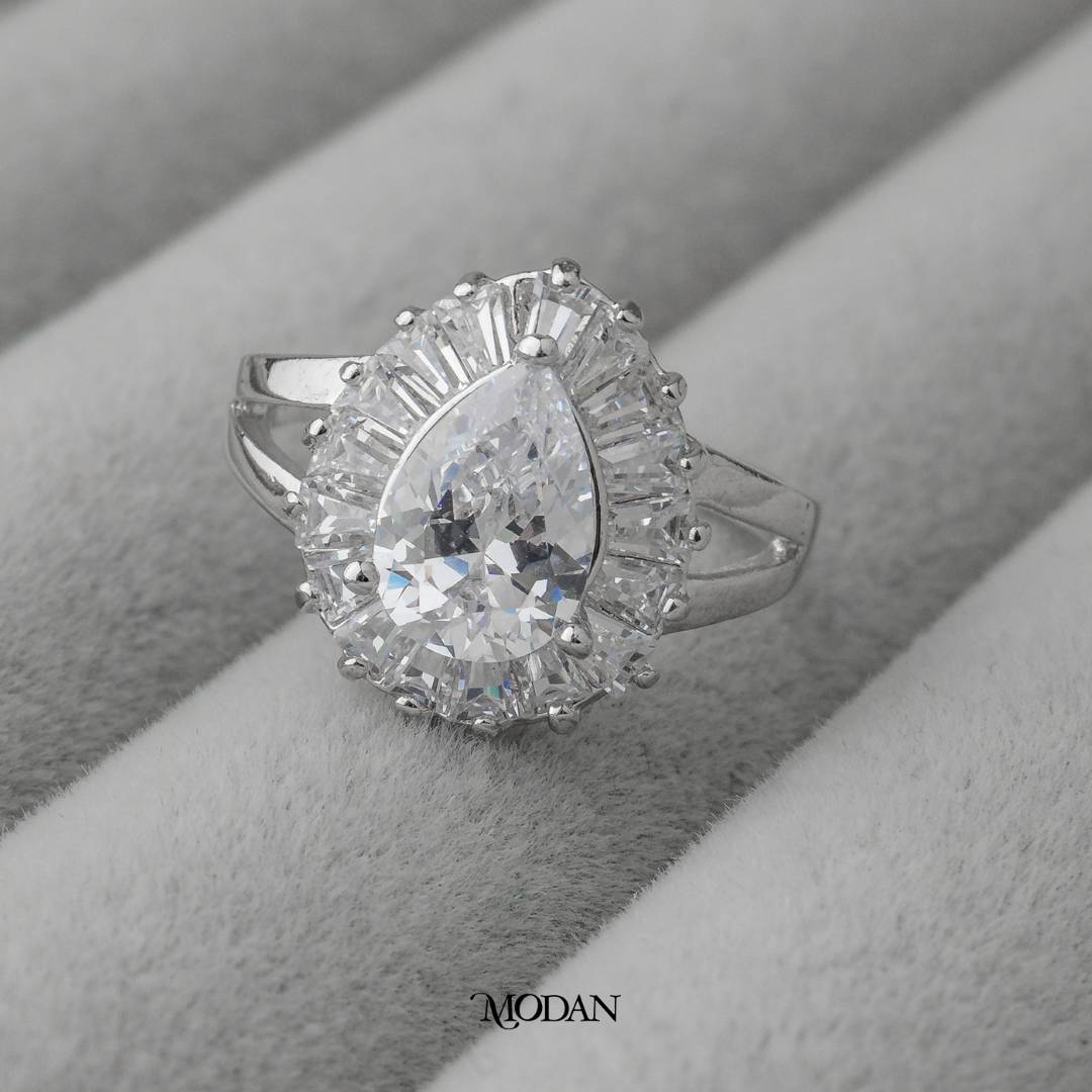 Teardrop Baguette Wedding Ring Cincin Tetes Air Hypoallergenic Gold Plated