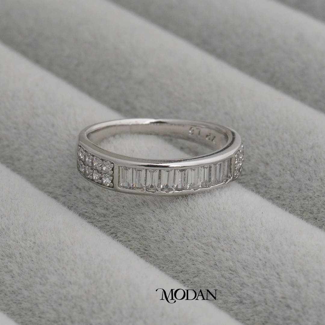 Sparkling Baguette Bar Ring Cincin Mata Persegi Panjang Hypoallergenic Gold Plated