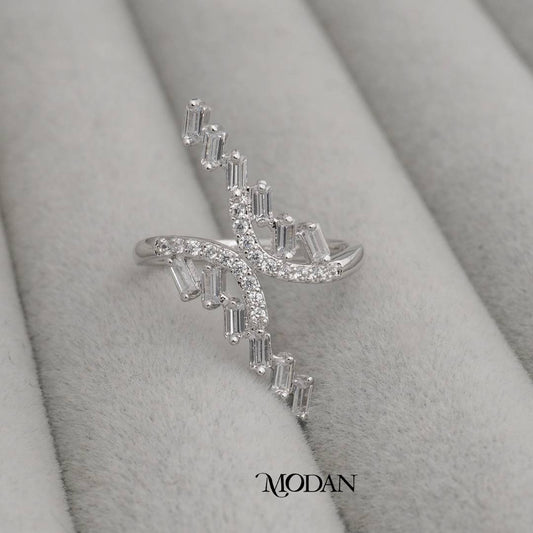 Marquise Flutter Band Ring Cincin Kilau Sayap Anggun Hypoallergenic Gold Plated