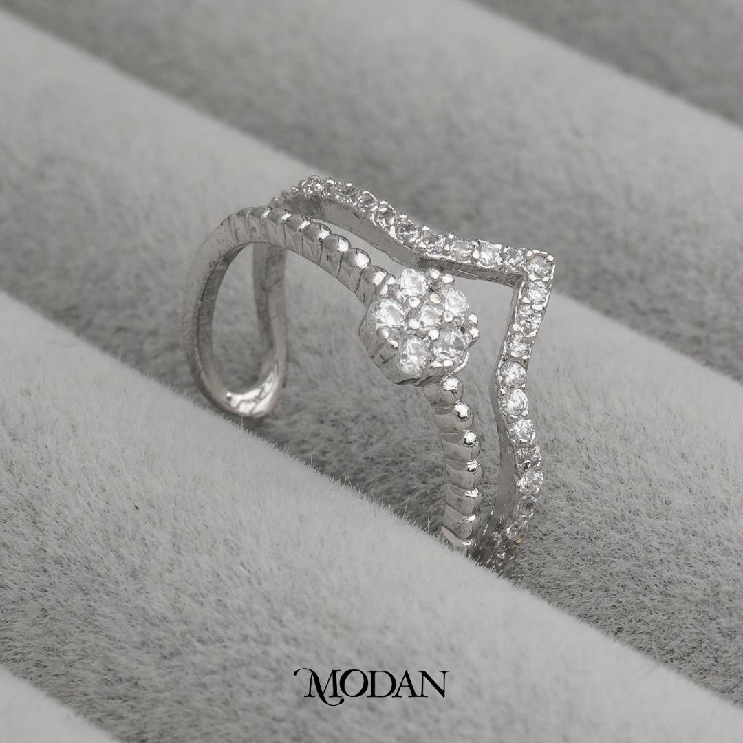 Sparkling V-Shape With Flower Ring Cincin Bentuk V Bunga Hypoallergenic Gold Plated