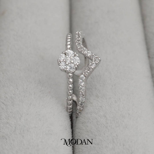 Sparkling V-Shape With Flower Ring Cincin Bentuk V Bunga Hypoallergenic Gold Plated