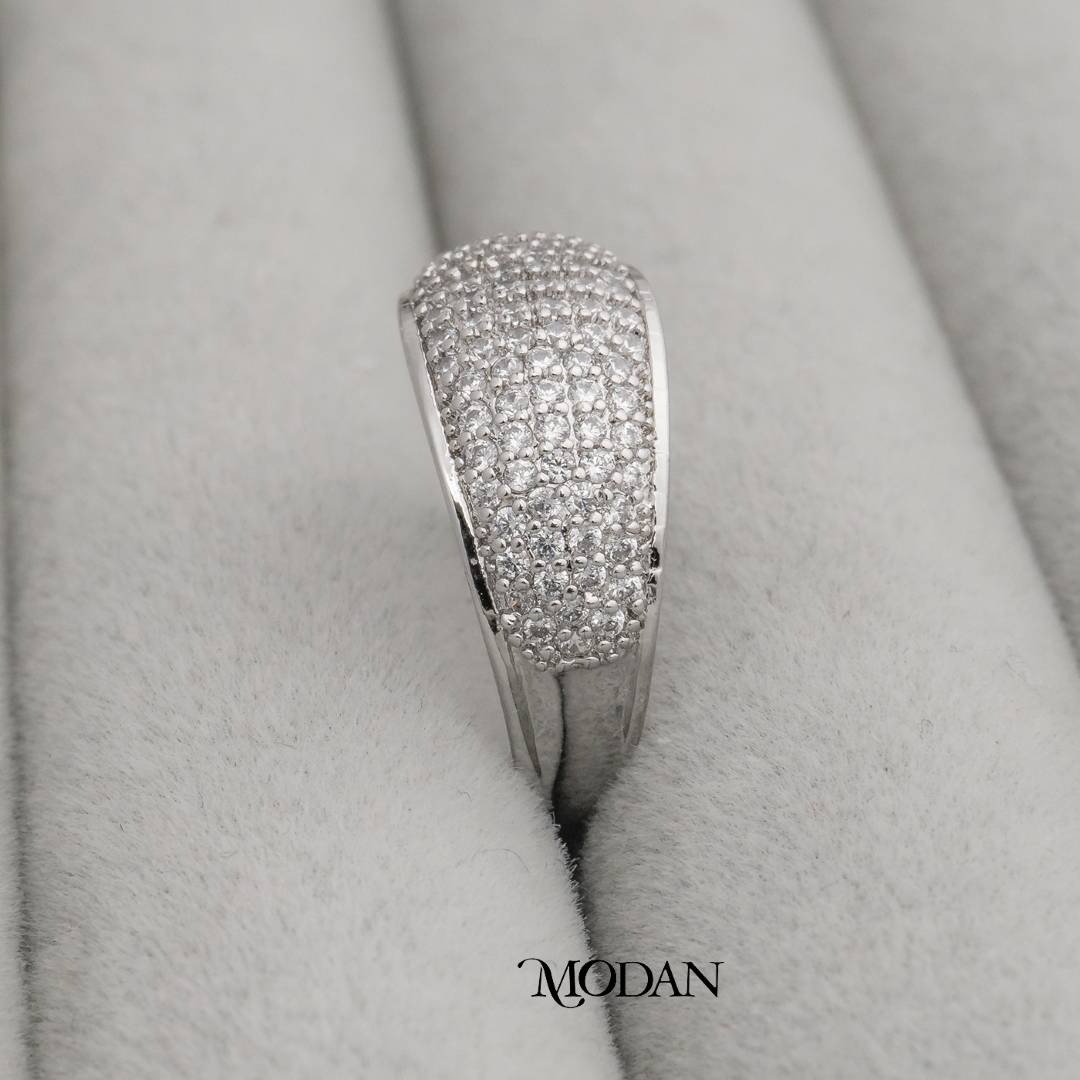 Minimalist Chunky Micro Paved Statement Ring Cincin Tebal Pesta Dengan Batuan Hypoallergenic Gold Plated