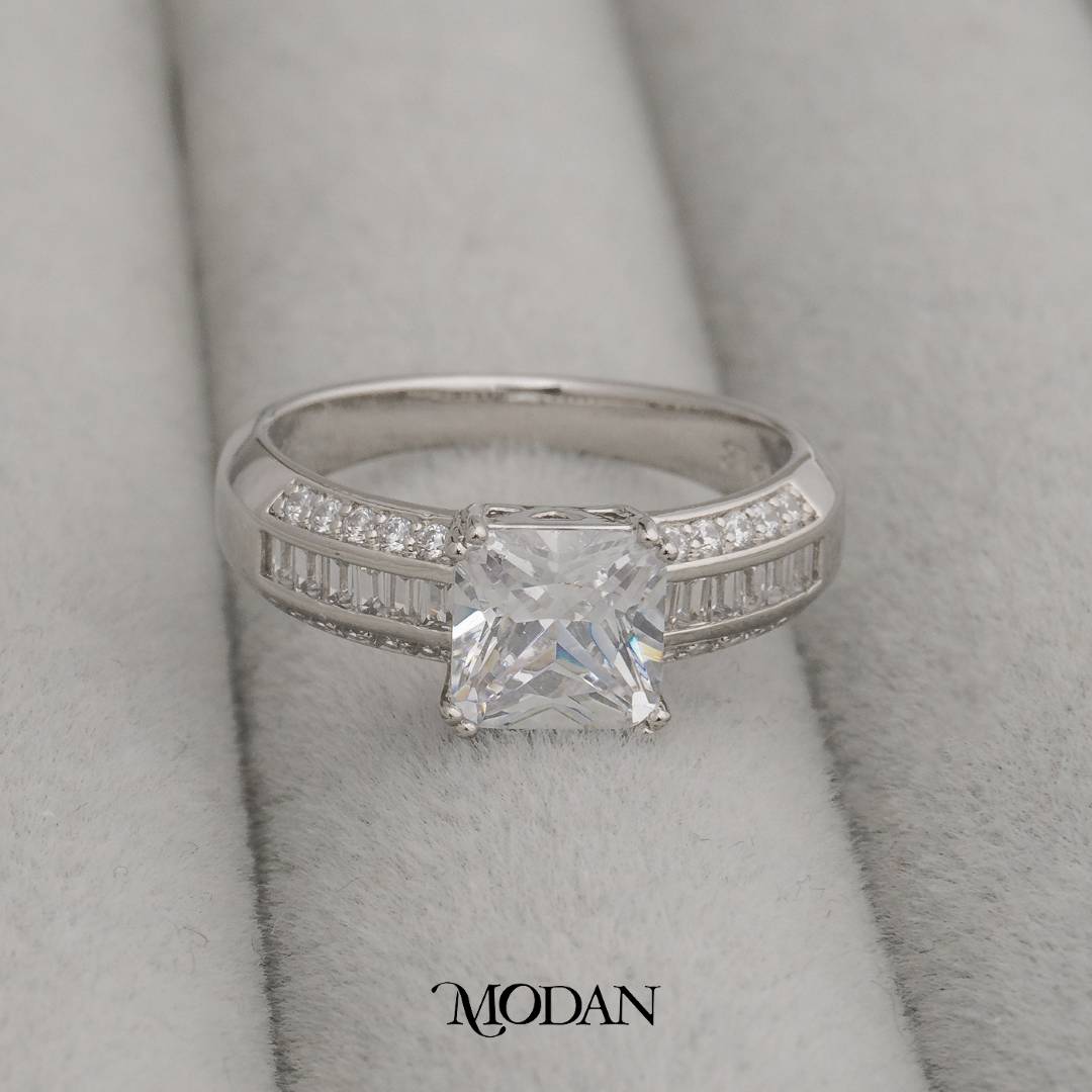 Elegant Box Princess Cut Ring Cincin Kotak Elegan Hypoallergenic Gold Plated