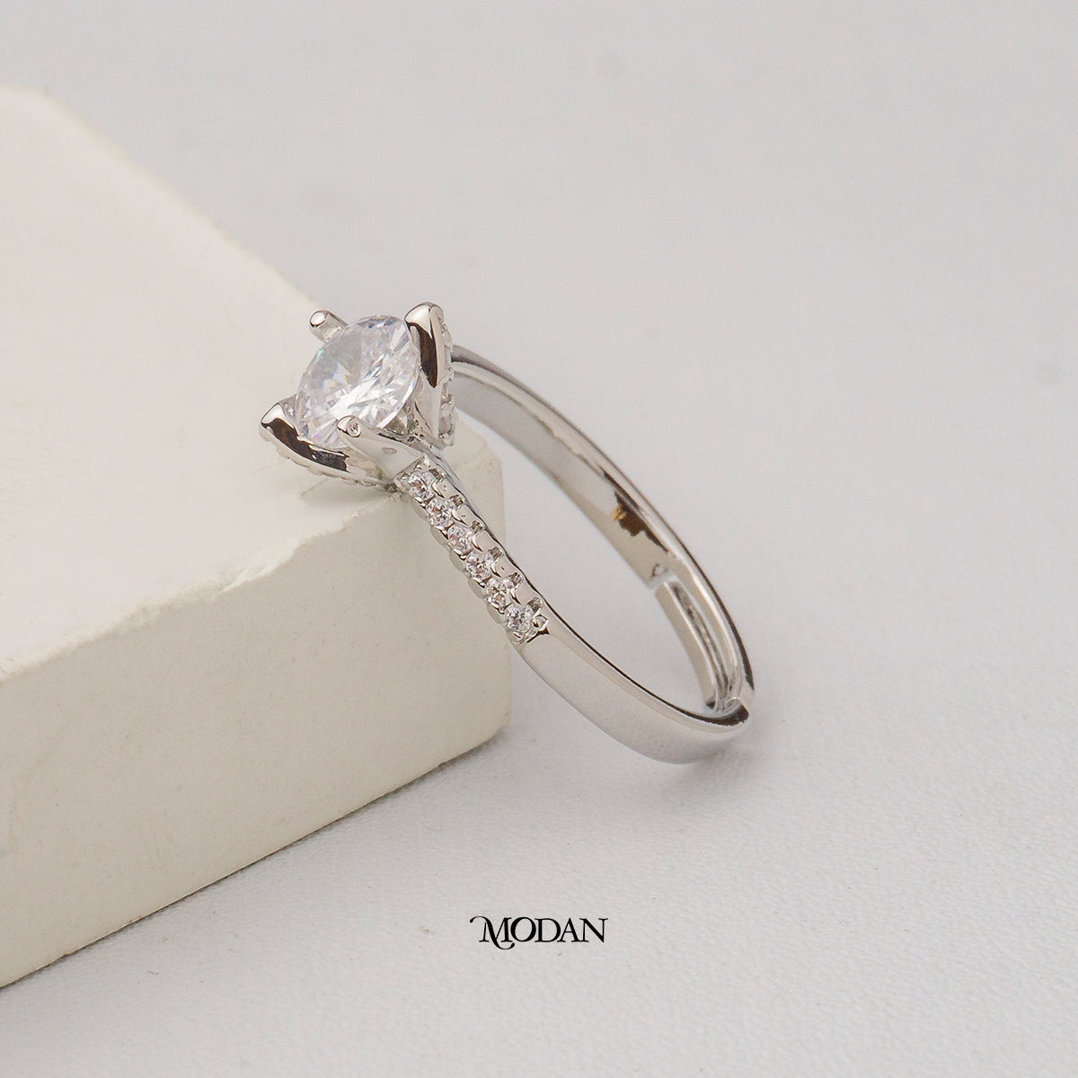Marquise Shaped Floral Lotus Solitaire Adjustable Ring Cincin Solitaire Kelopak Teratai Hypoallergenic Gold Plated