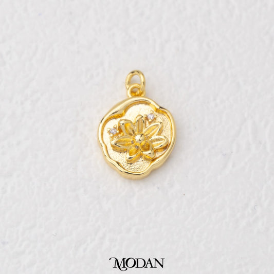 Elegant Flower Medallion Charm Liontin Bunga Teratai Hypoallergenic Gold Filled