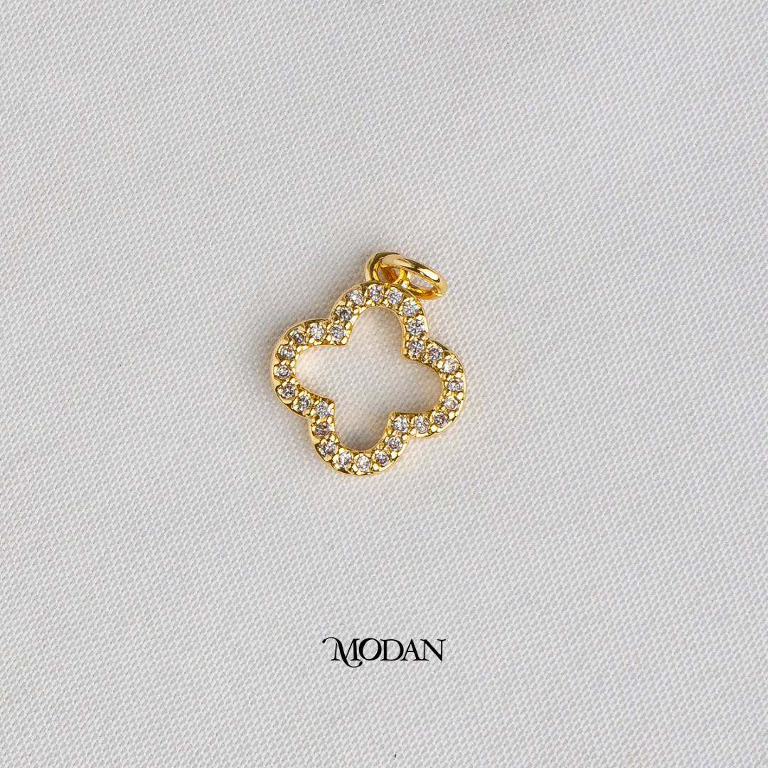 Lucky Clover DIY Charm Liontin Keberuntungan Berlian Pasir Hypoallergenic Gold Filled