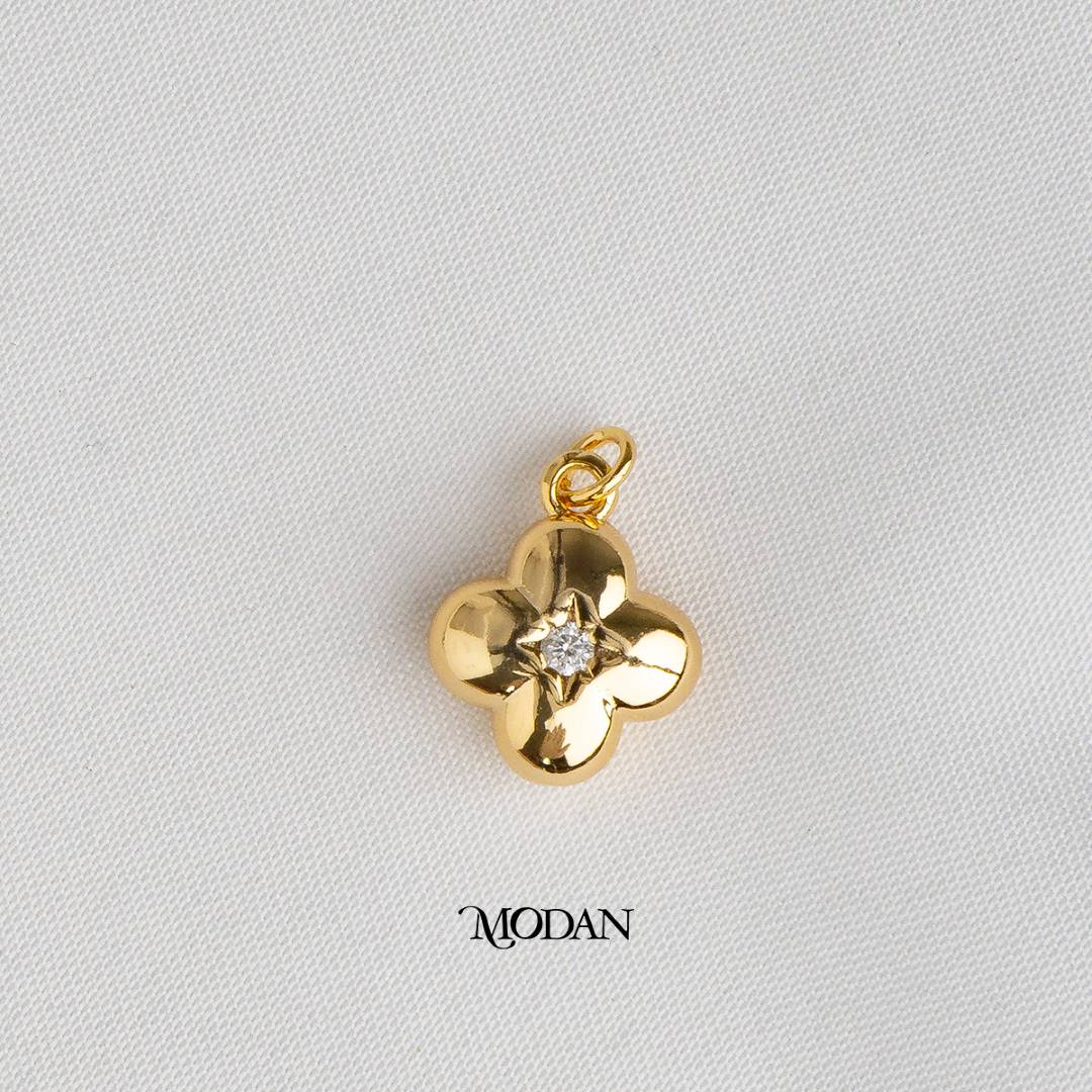 Statement Puffed Clover DIY Charm Liontin Keberuntungan Hypoallergenic Gold Plated