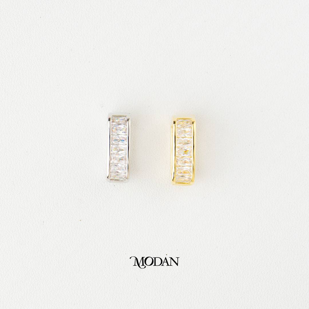 (17mm) Sparkling Baguette Tennis Rectangular Hoop Earrings Anting Elegan Hypoallergenic Gold Plated