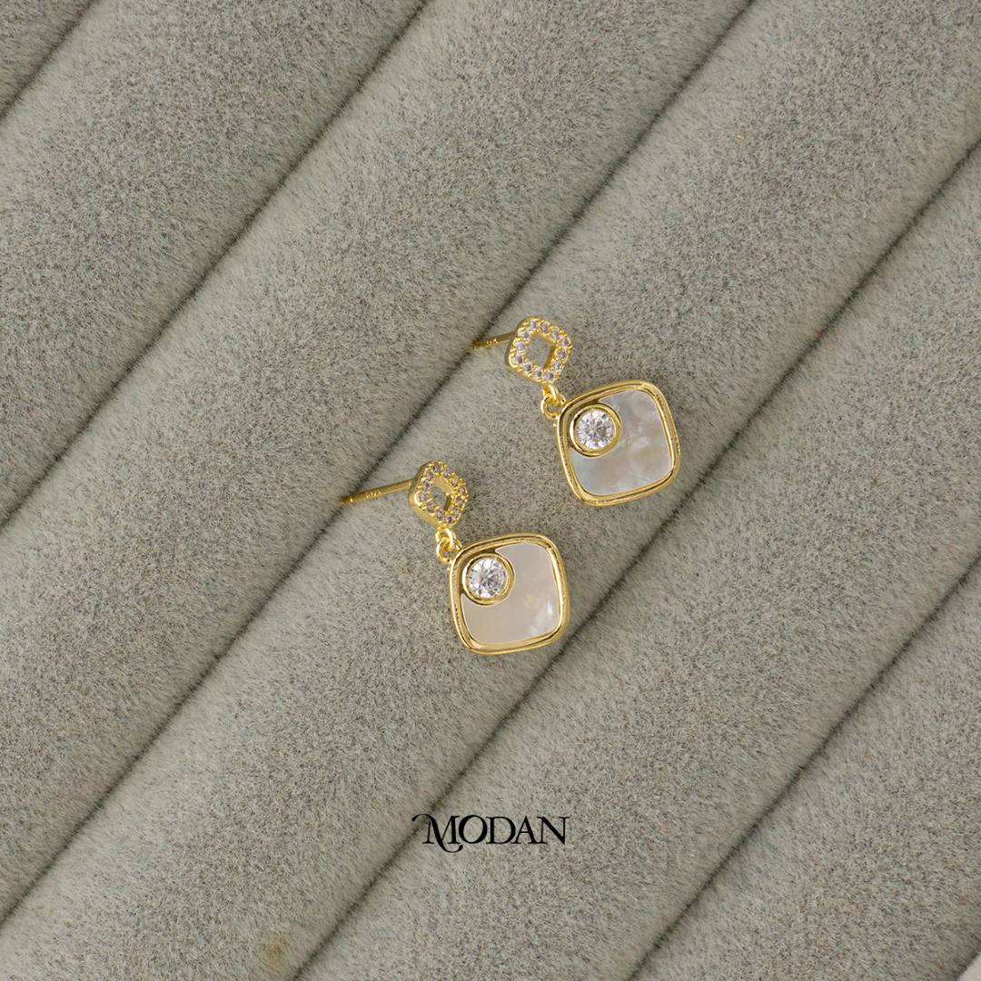 (19mm) Micro Paved Zirconia Rhombus Solitaire Stud Earrings Anting Tusuk Belah Ketupat Elegant Hypoallergenic Gold Plated