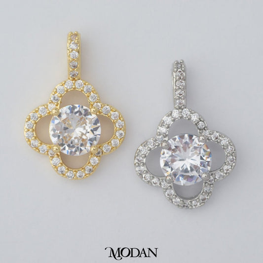 Clear Diamond Replica Micro Paved Lucky Clover Pendant DIY Pendant Liontin Daun Semanggi Hypoallergenic Gold Filled