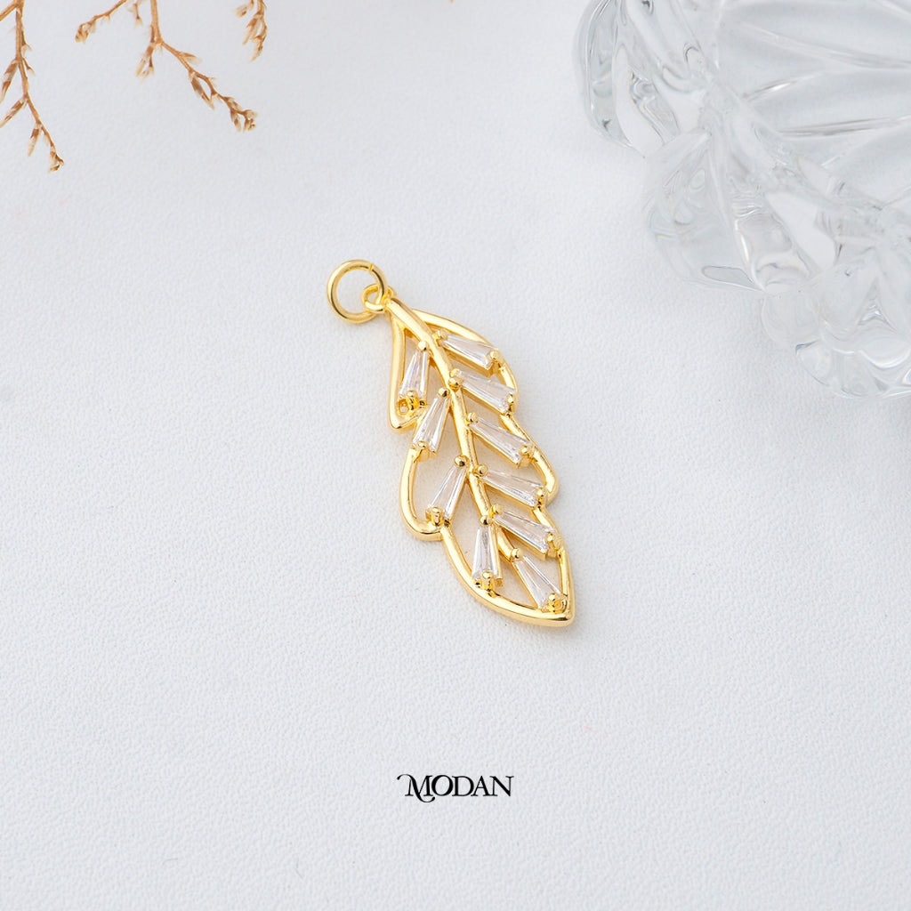 Elegant Cluster Baguette Leaf Pendant DIY Liontin Daun Pesta Hypoallergenic Gold Plated
