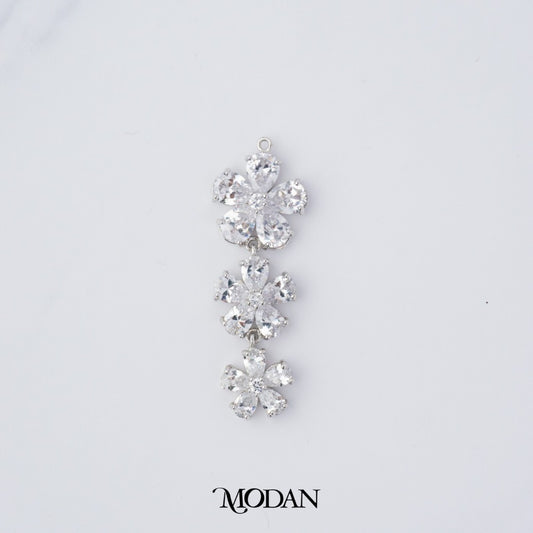 Sparkling Triple Flowers Dangle Pendant DIY Liontin Panjang Bunga Berlian Hypoallergenic Gold Plated