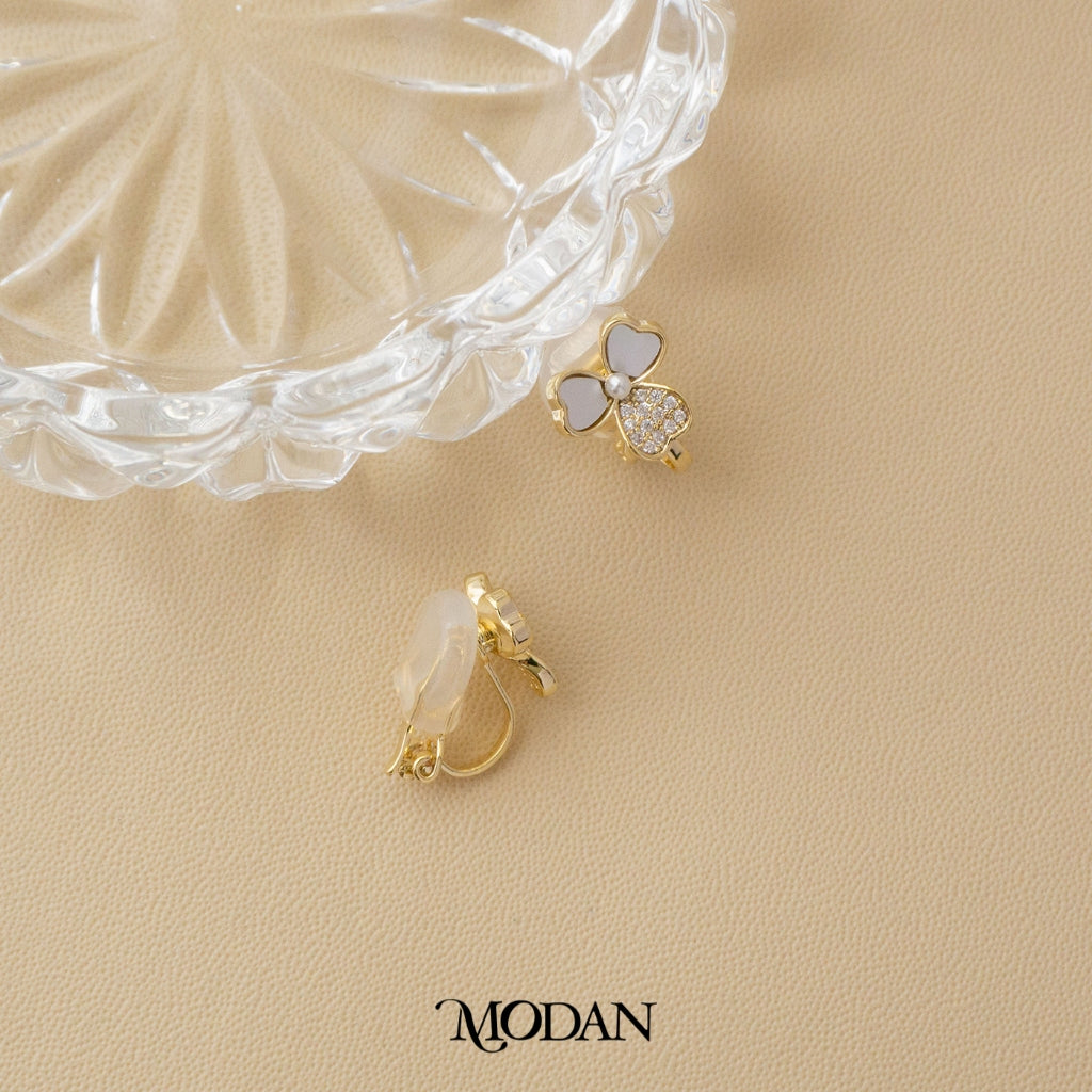 Blooming Mini Flower MOP Clip on Earrings Anting Jepit Bunga Hijab Hypoallergenic Gold Plated