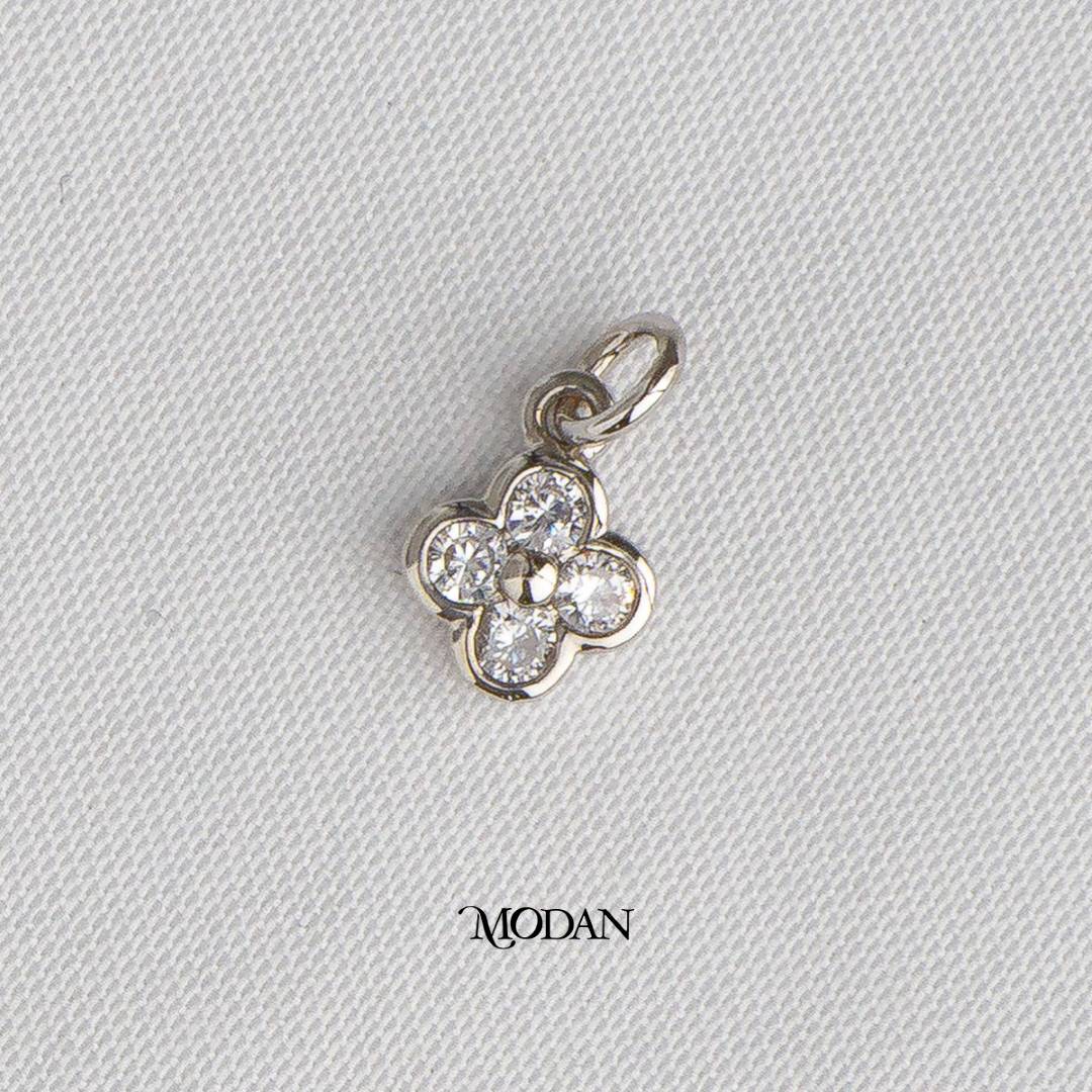 Tiny Clover DIY Charm Liontin Daun Semanggi Hypoallergenic Gold Plated
