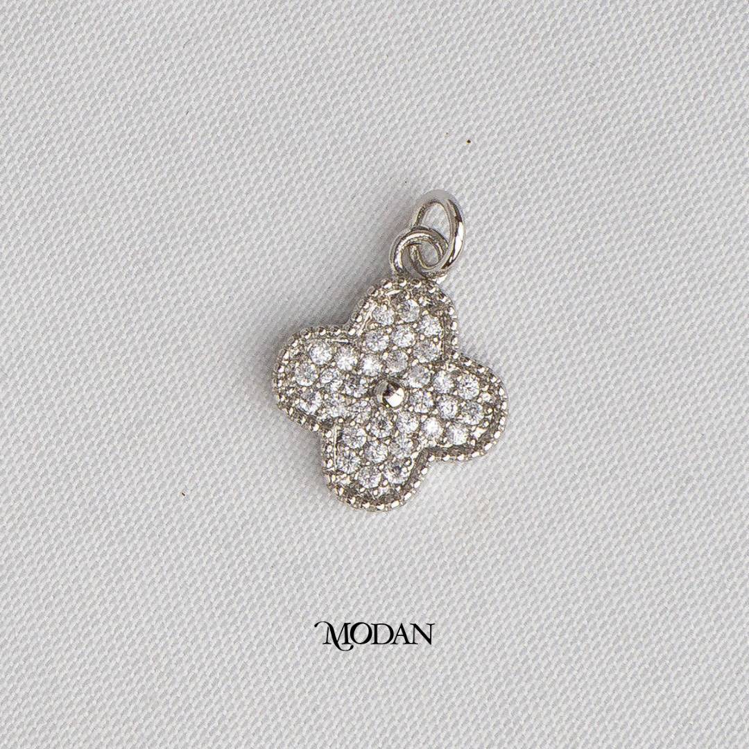 Micro Paved Lucky Four Leaf Clover DIY Charm Liontin Daun Semanggi Hypoallergenic Gold Filled
