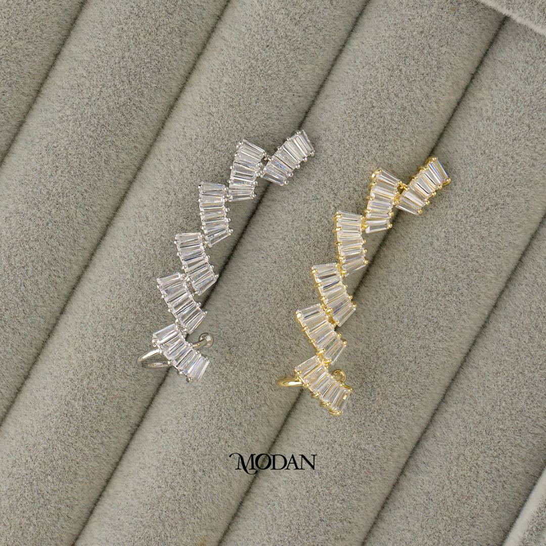 (45mm)(Left) Sparkling Cluster Baguette Zirconia Earcuff Earring Hypoallergenic Gold Plated