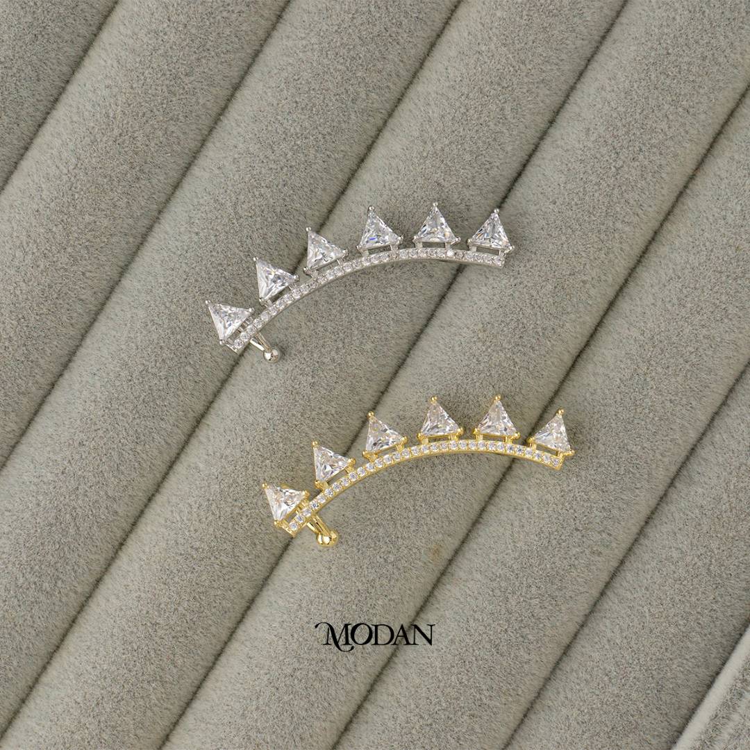 (43mm)(Left) Sparkling Triangle Cut Zirconia Bridal Earcuff Earring Hypoallergenic Gold Plated